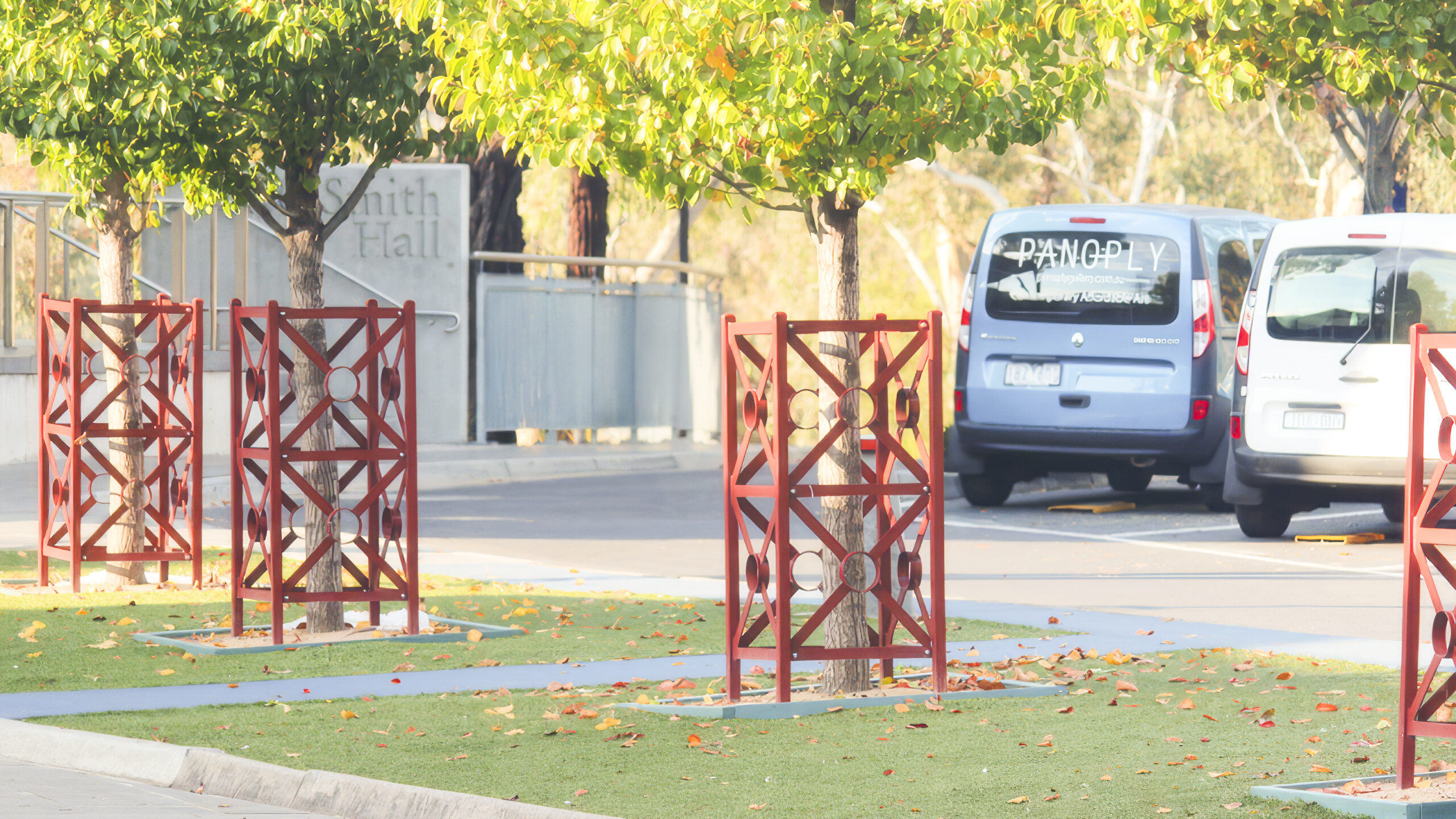 Squareline Tree Guard - Bolt Down