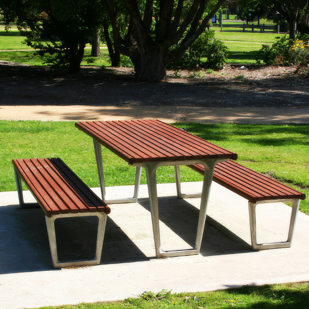 Metro Picnic Setting